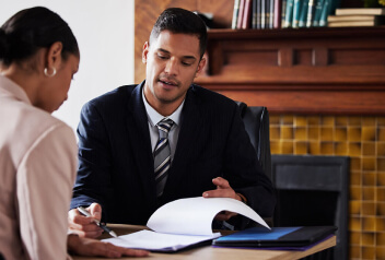 How Technology Affects the Legal Sector?